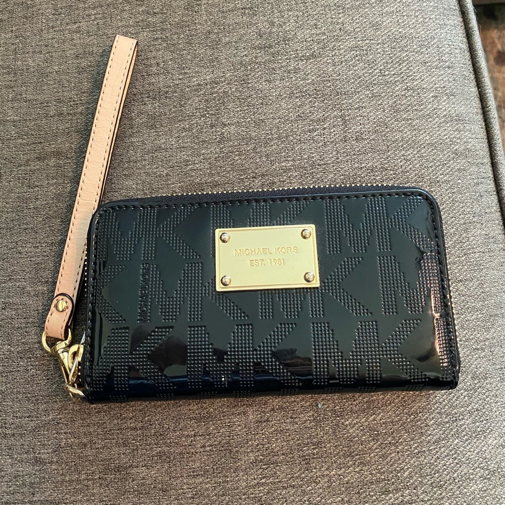 Michael Kors wallet/wristlet